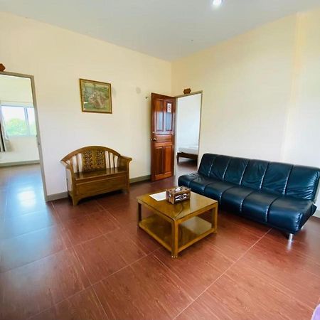 Baan Suan Khun Yaiy Hotel Ban Wang Takhrai Екстериор снимка