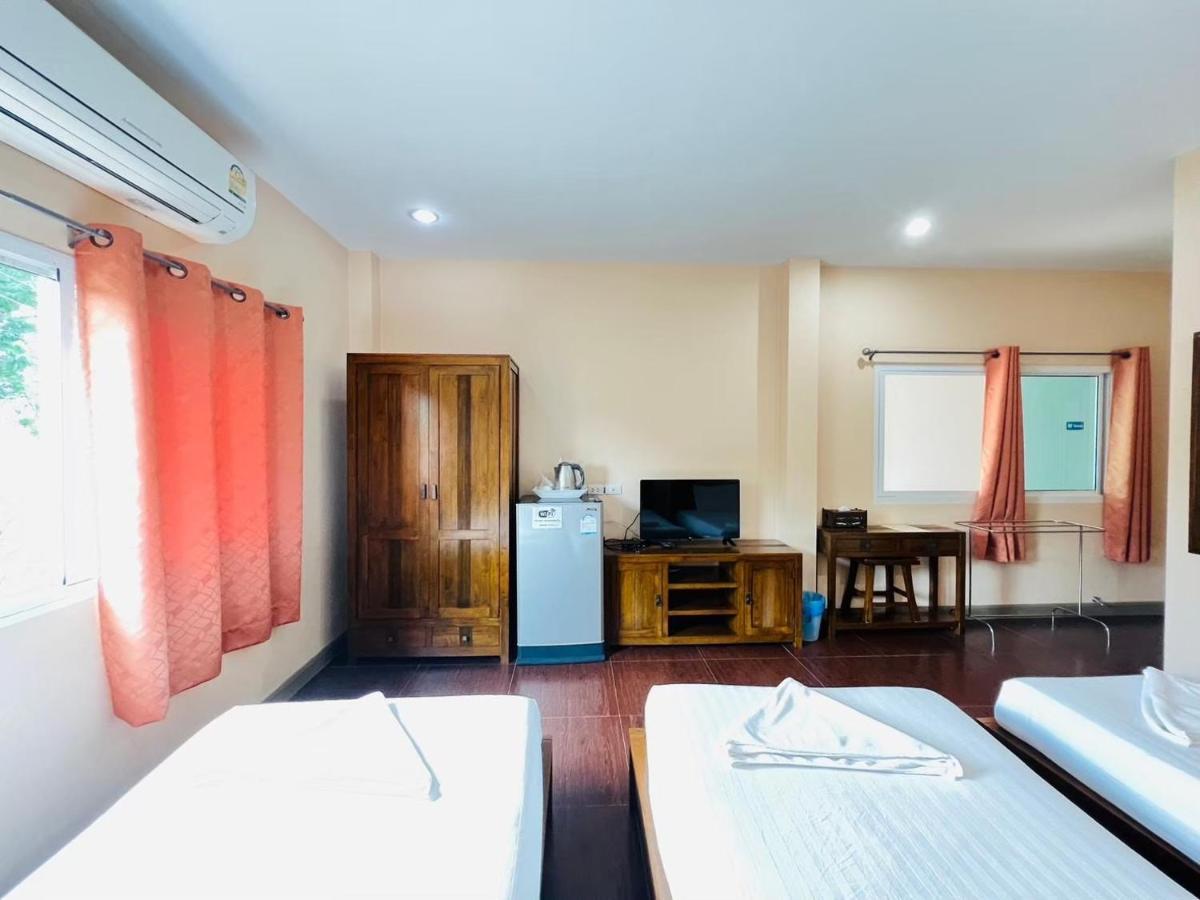 Baan Suan Khun Yaiy Hotel Ban Wang Takhrai Екстериор снимка